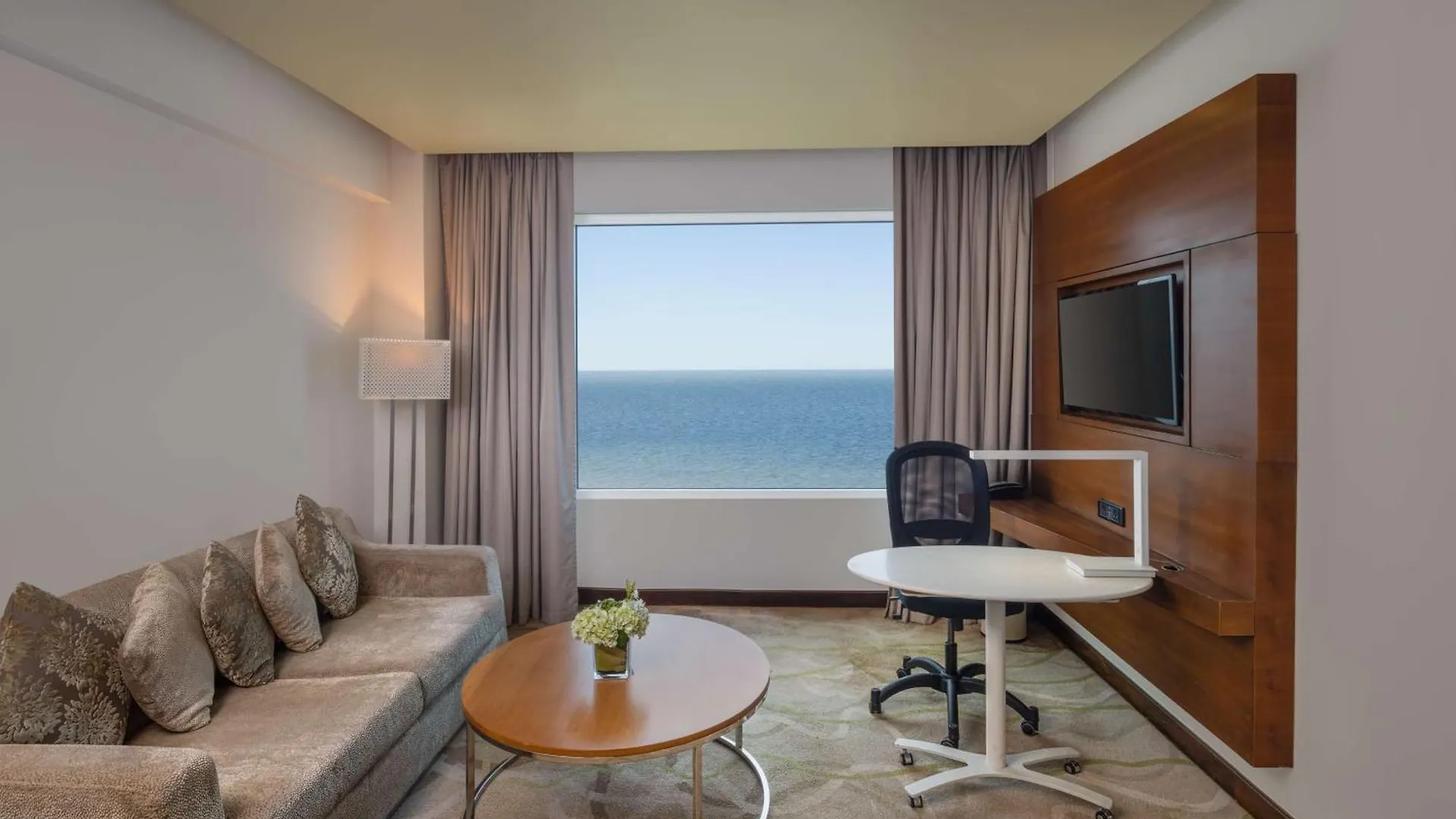 Radisson Hotel Colombo