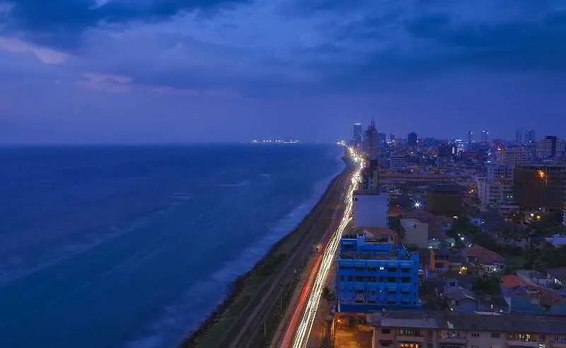 Radisson Hotel Colombo 4*,